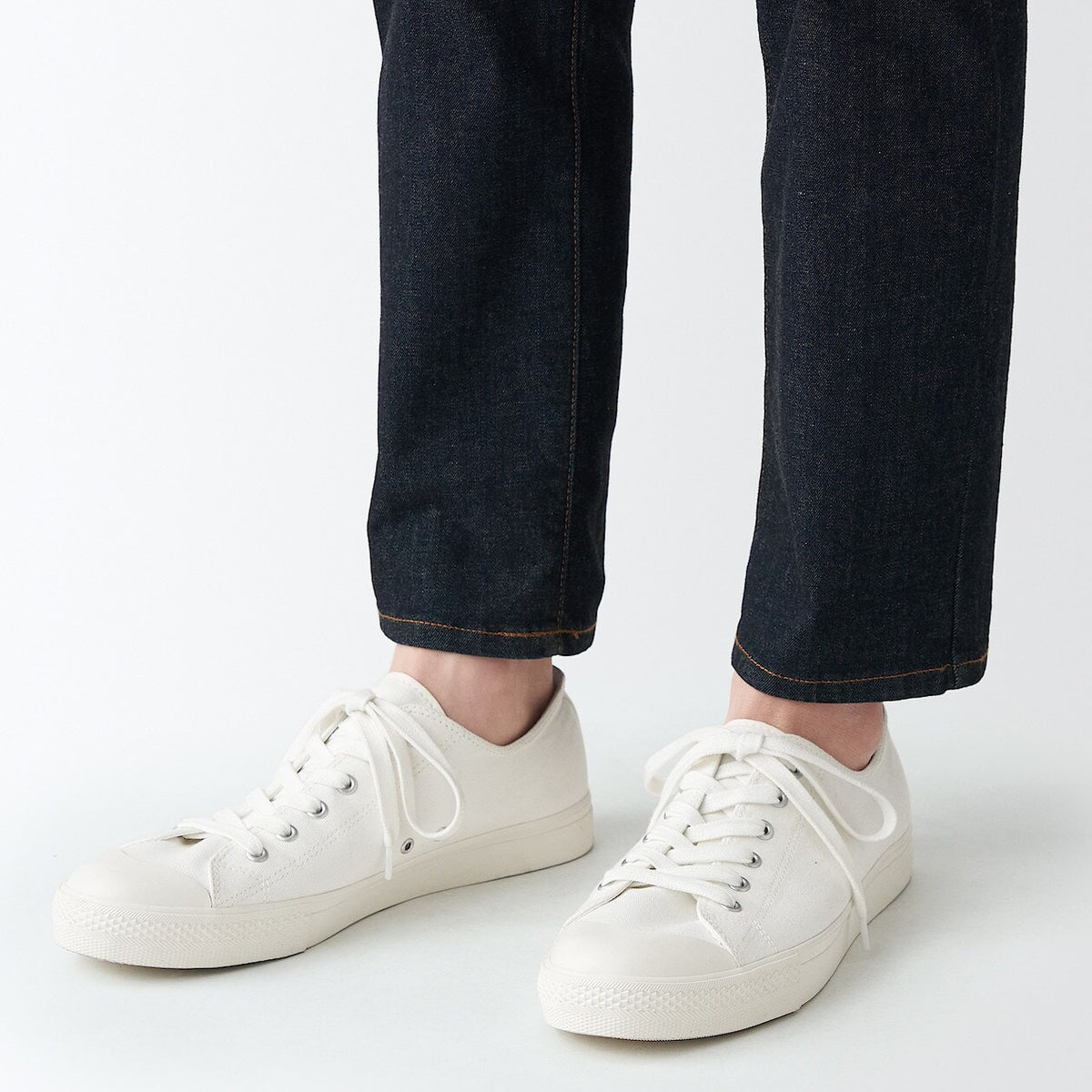 Organic Cotton Comfortable Water Repellent Sneakers (US M7.5-11) — MUJI USA