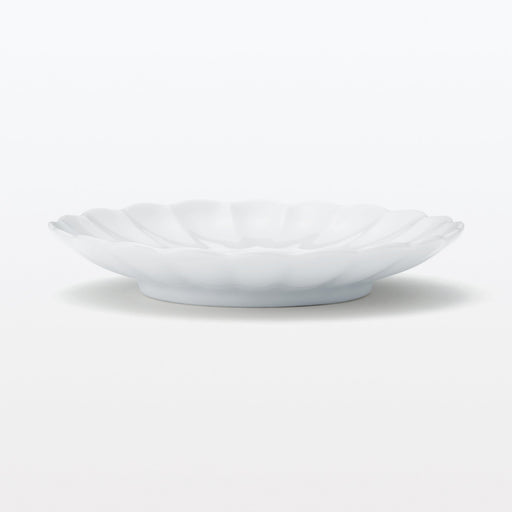 Hasami Ware Lucky Small Plate - Chrysanthemum - White MUJI