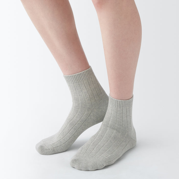 MUJI Right Angle Loose Top Short Socks