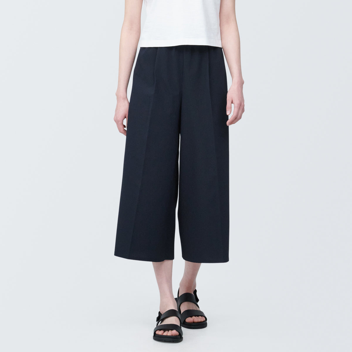 Women's Seersucker Cropped Pants | Casual Summer Outfits | MUJI USA